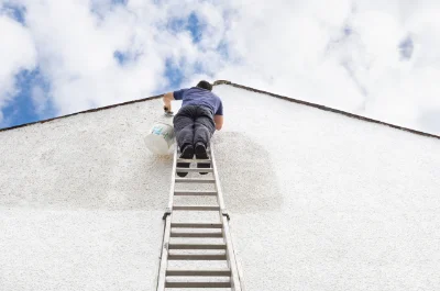 Peinture extérieure à Courcôme — façades et ravalement